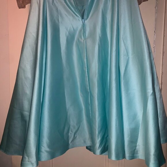 Lace & Satin DRess - Picture 2 of 4